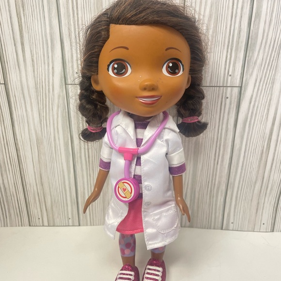 Doc McStuffins 11” Talking Doll Medical Kit Lot - Picture 5 of 5